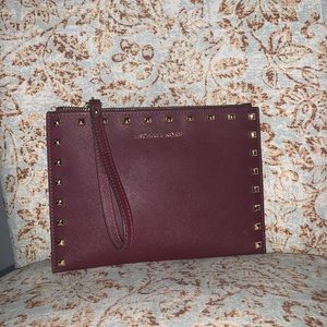MICHAEL KORS Wristlet